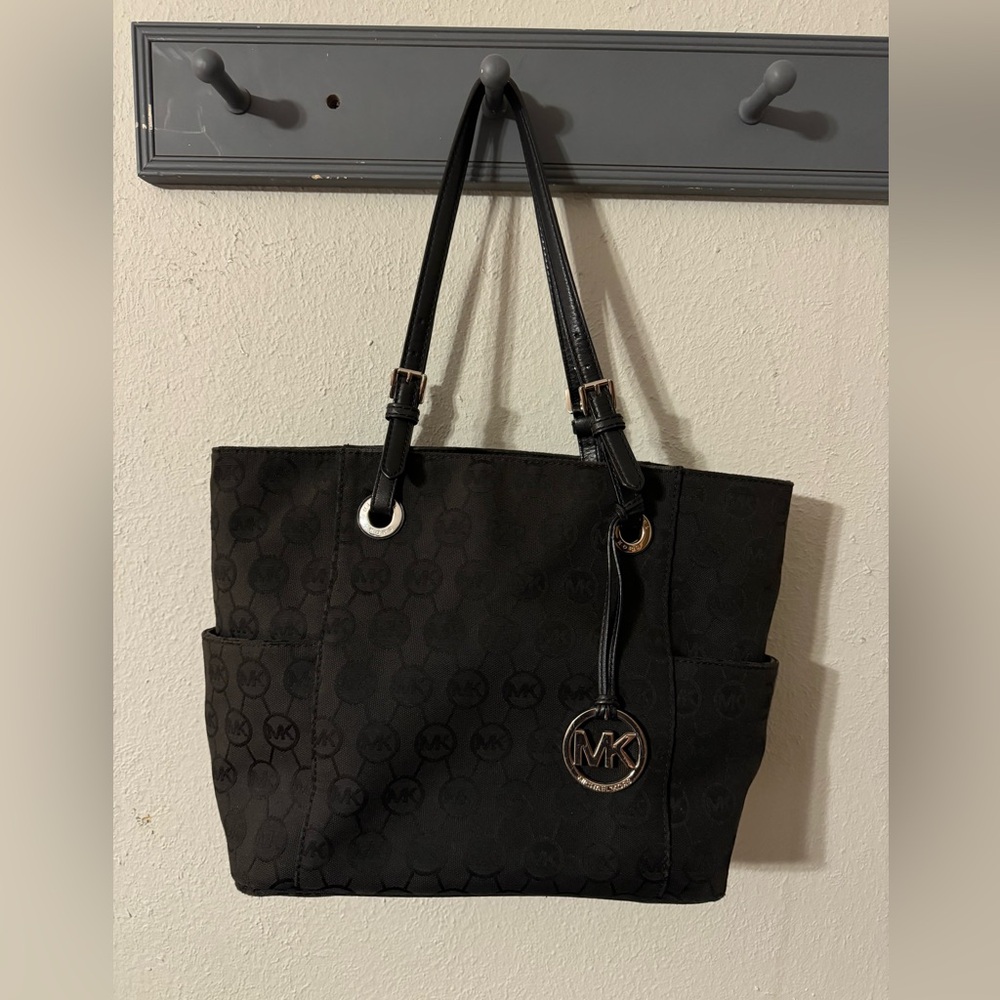MK purse
